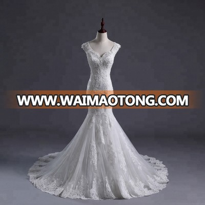 2018 vestidos de novia Bridal Gowns  crystals with lace V Low neck wedding gown long sleeves lace ball gown  bridal dress s045